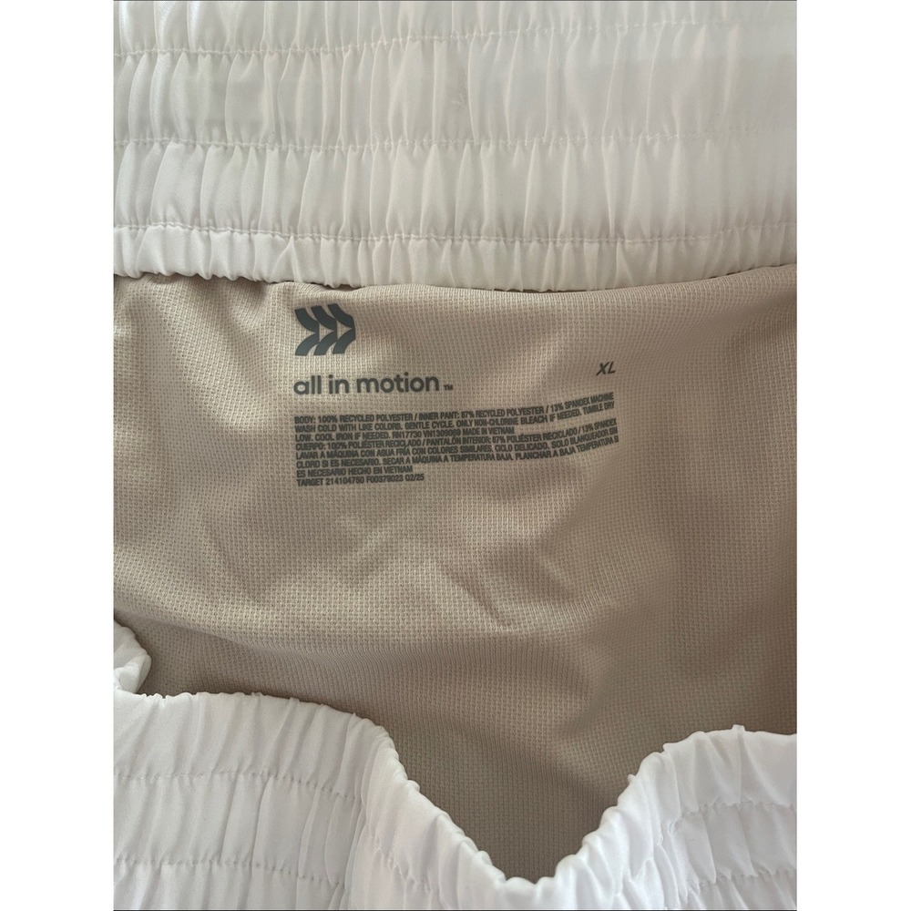 all in motion White Women's Mid Rise Athletic Run Shorts XL NWT - Picture 3 of 7